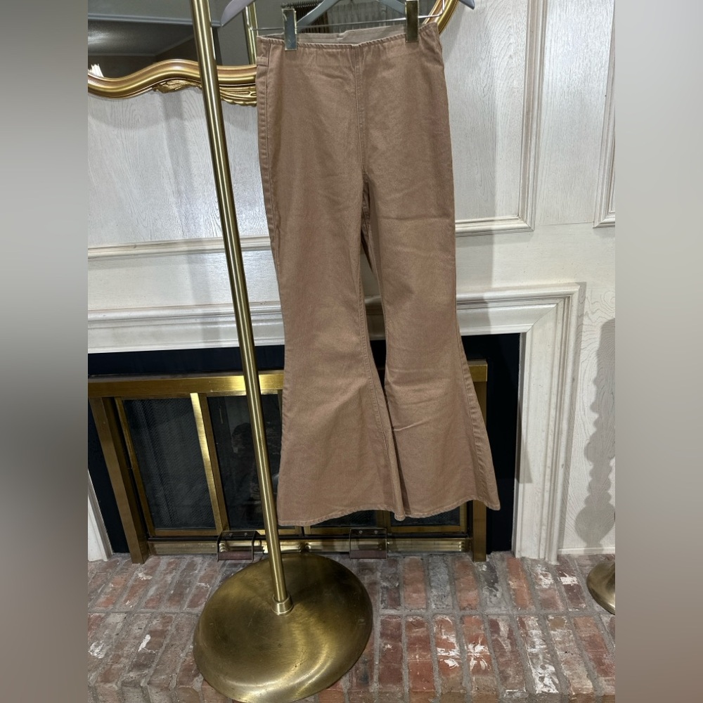 Forever 21 Premium Flare Pants M Tan Pull-On Stretch Corduroy Retro Y2K Style